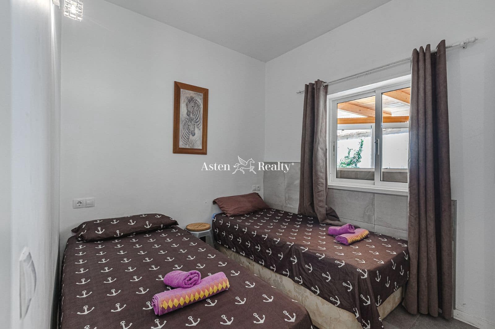 Chalet de 3 habitaciones en Costa Adeje en venta con piscina garaje - 1.100.000 € (Ref: 6306151)