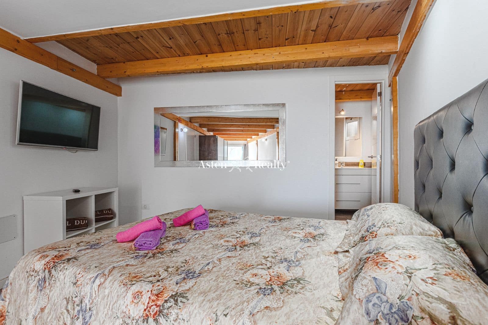 Chalet de 3 habitaciones en Costa Adeje en venta con piscina garaje - 1.100.000 € (Ref: 6306151)