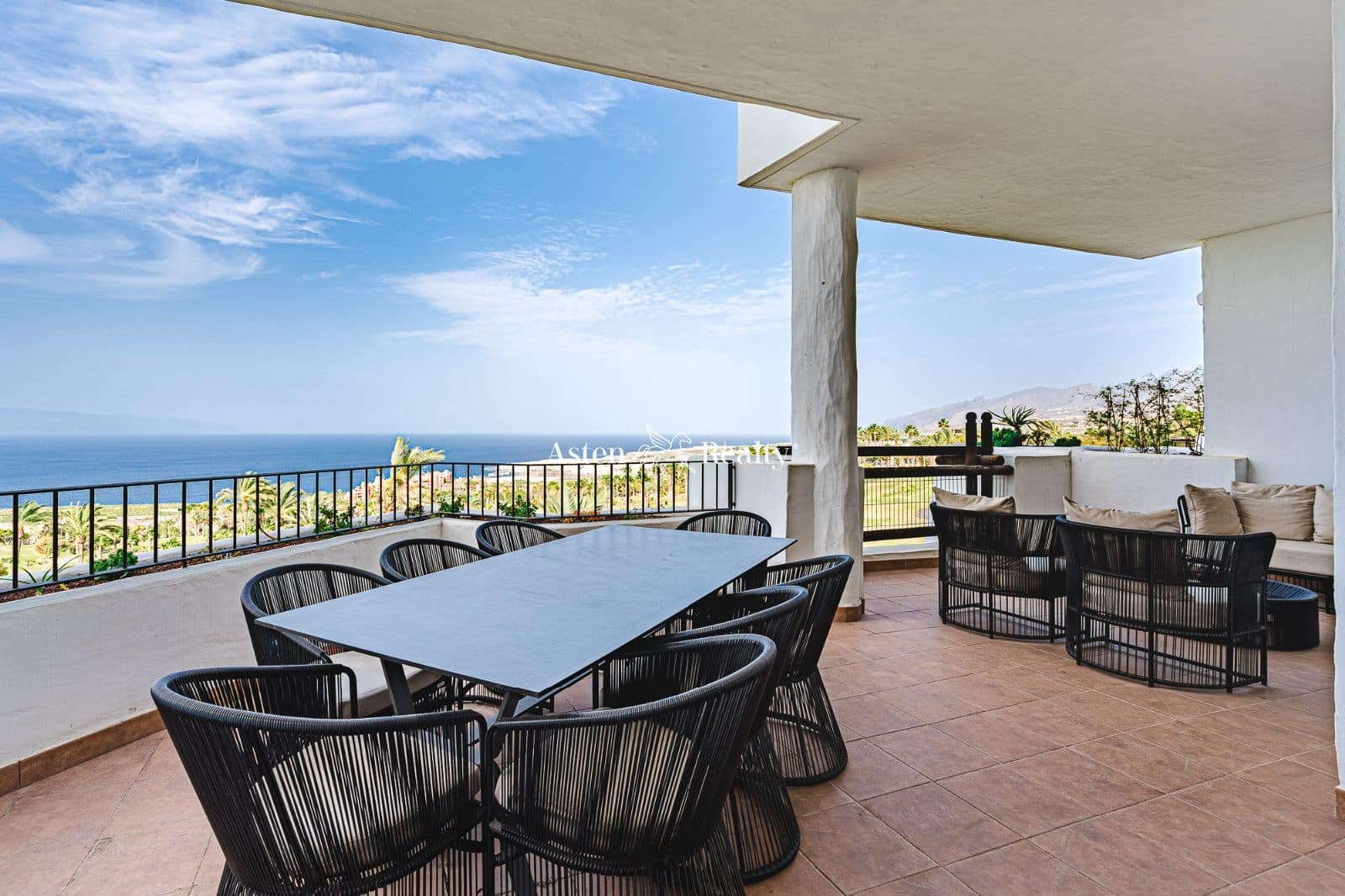 4 soveværelse Lejlighed til salg i Guia de Isora med swimmingpool garage - € 2.200.000 (Ref: 6658806)