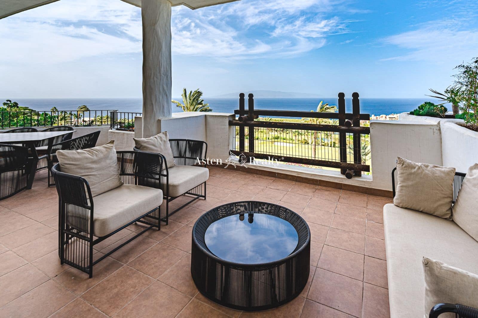 4 soveværelse Lejlighed til salg i Guia de Isora med swimmingpool garage - € 2.200.000 (Ref: 6658806)