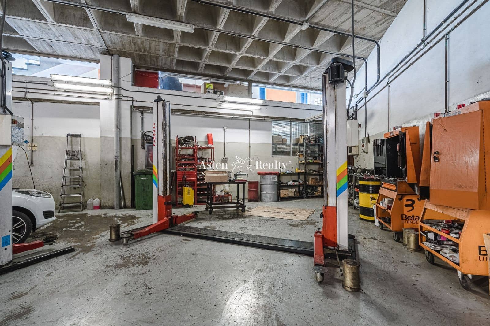 Komercyjne na sprzedaż w San Isidro de Abona - 3 000 000 € (Ref: 6744615)