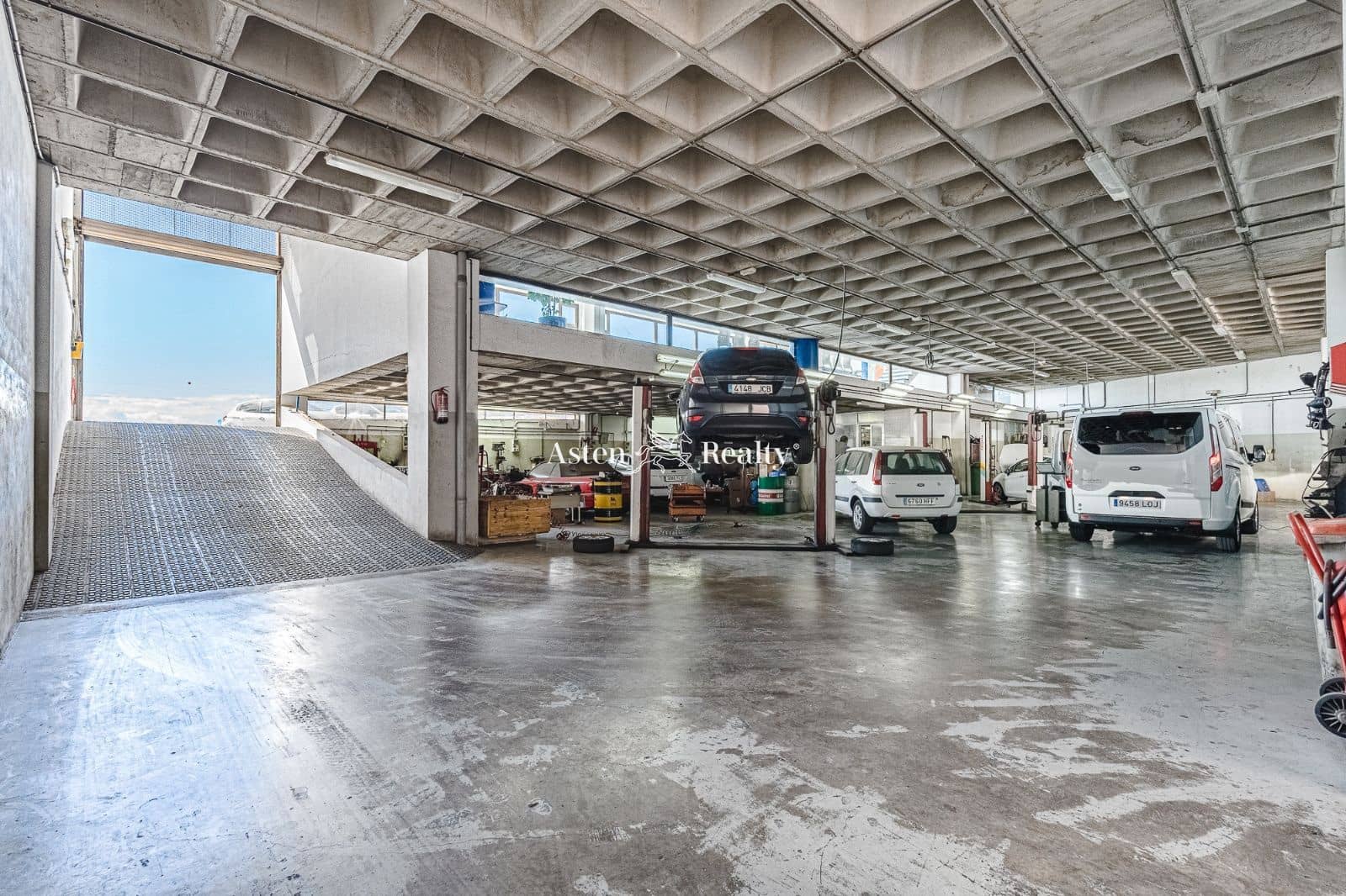 Komercyjne na sprzedaż w San Isidro de Abona - 3 000 000 € (Ref: 6744615)