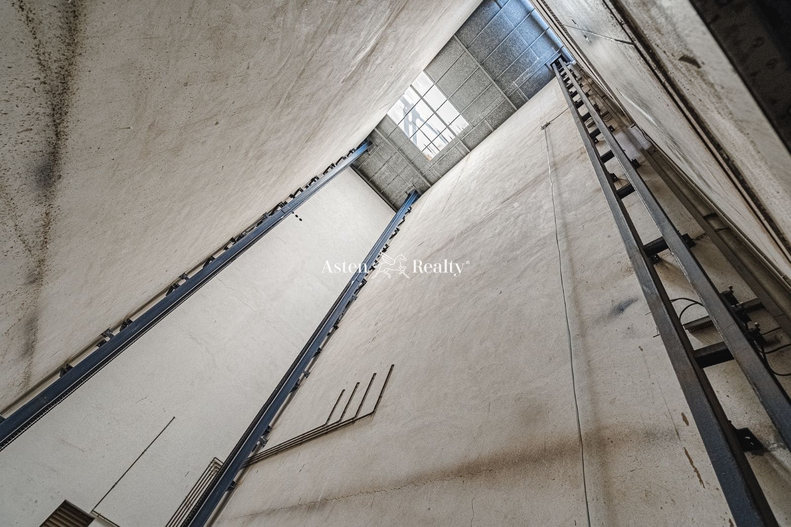 Komercyjne na sprzedaż w San Isidro de Abona - 3 000 000 € (Ref: 6744615)