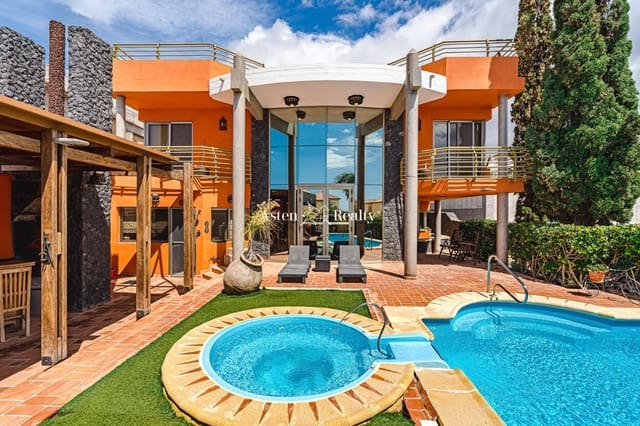 5 quarto Casa em Banda para venda em Torviscas, Adeje com piscina - 2 310 000 € (Ref: 6770313)