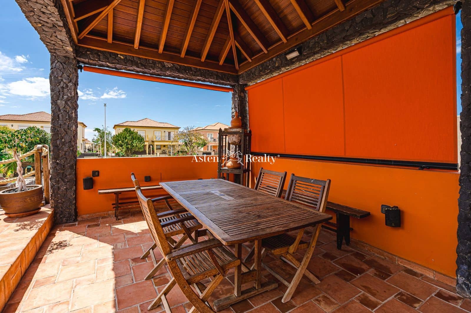 5 soverom Hus til salgs i Torviscas med svømmebasseng - € 2 310 000 (Ref: 6770313)