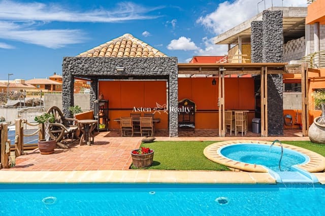 5 quarto Casa em Banda para venda em Torviscas, Adeje com piscina - 2 310 000 € (Ref: 6770313)