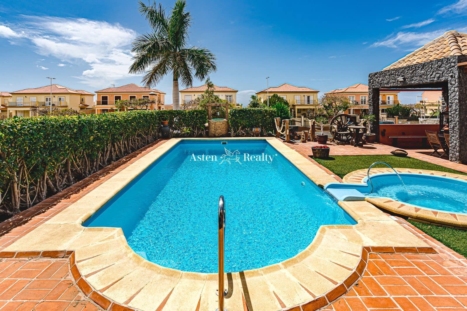 5 soverom Hus til salgs i Torviscas med svømmebasseng - € 2 310 000 (Ref: 6770313)