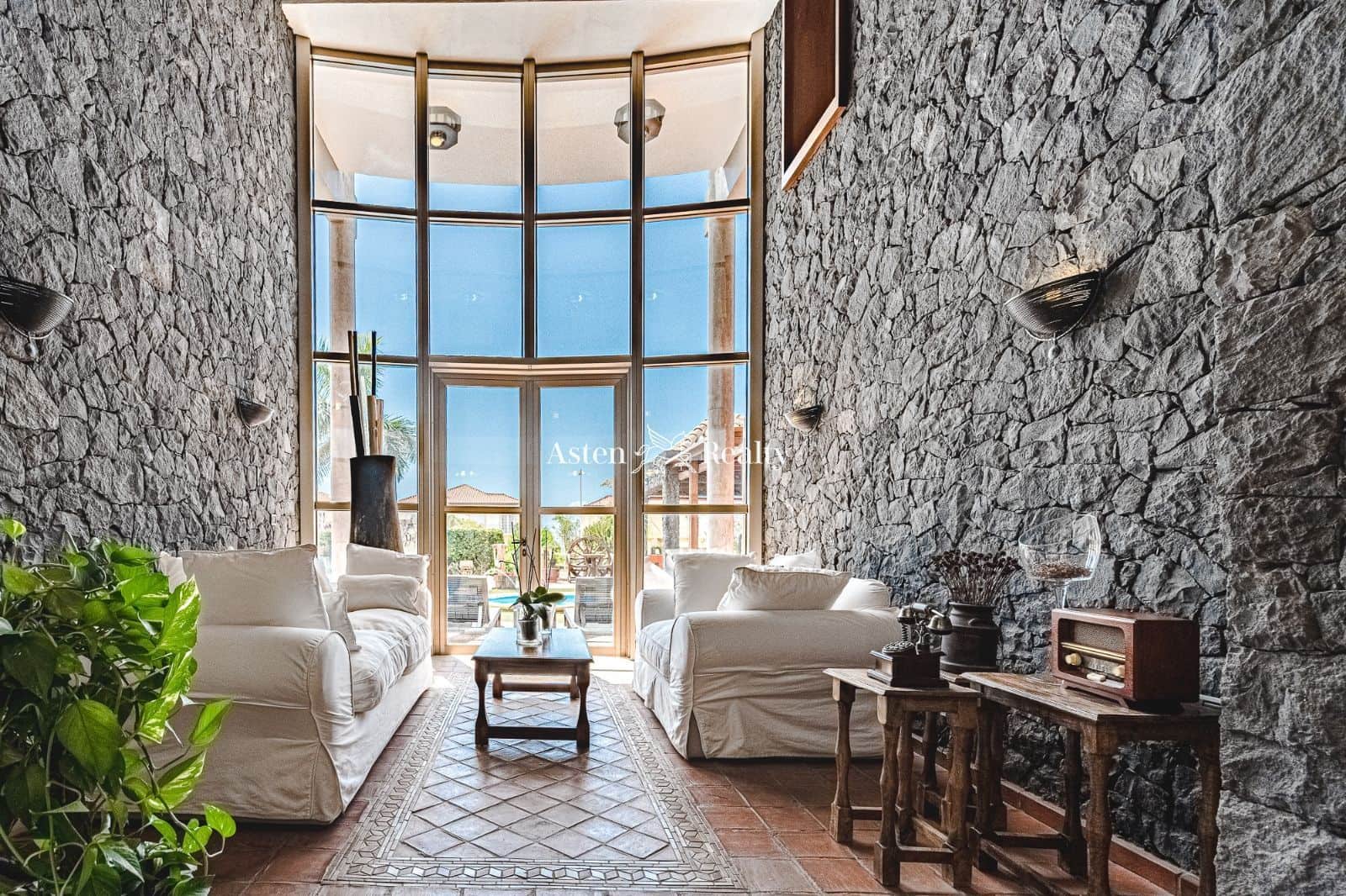 5 soverom Hus til salgs i Torviscas med svømmebasseng - € 2 310 000 (Ref: 6770313)