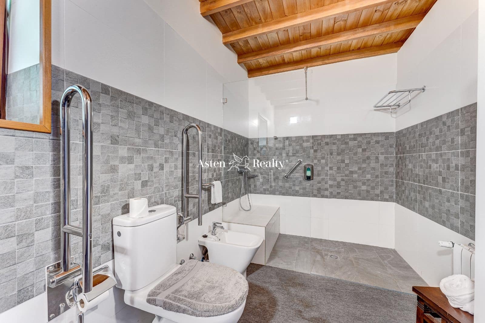 20 soveværelse Hotel til salg i Los Realejos - € 3.600.000 (Ref: 6804175)