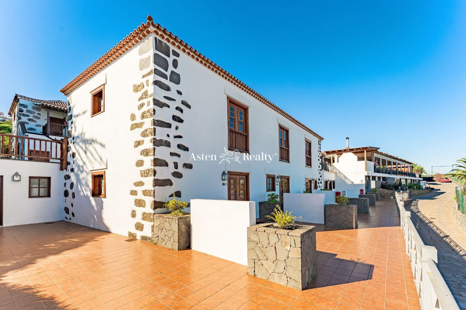 20 soveværelse Hotel til salg i Los Realejos - € 3.600.000 (Ref: 6804175)