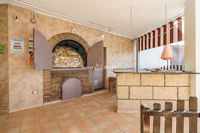 Virksomhed til salg i San Eugenio Alto, Adeje - € 230.000 (Ref: 6804191)