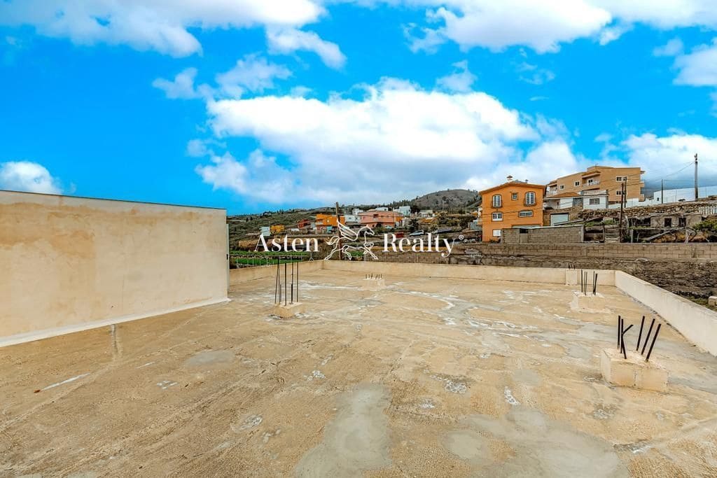 3 makuuhuone Huvila myytävänä paikassa El Fronton - 330 000 € (Ref: 6819937)