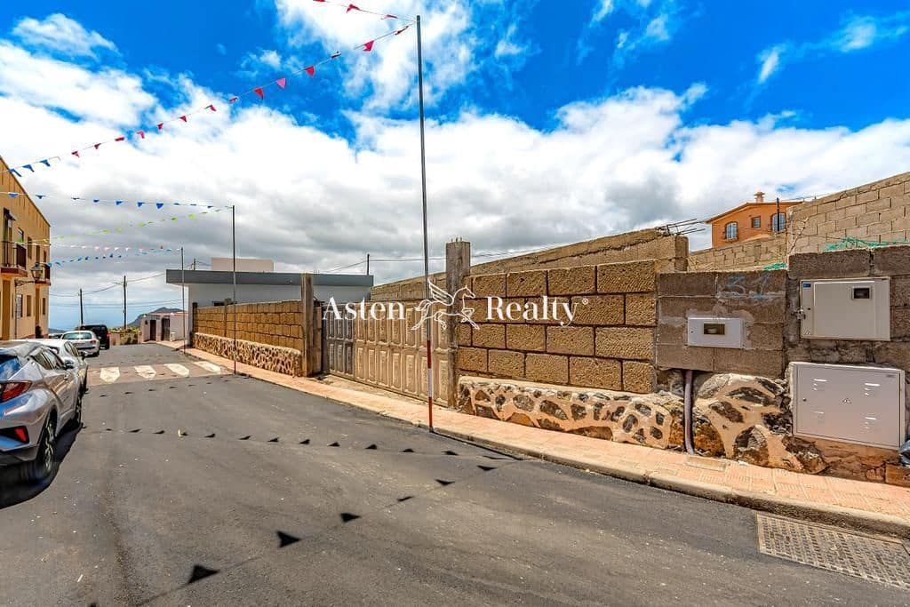 3 makuuhuone Huvila myytävänä paikassa El Fronton - 330 000 € (Ref: 6819937)