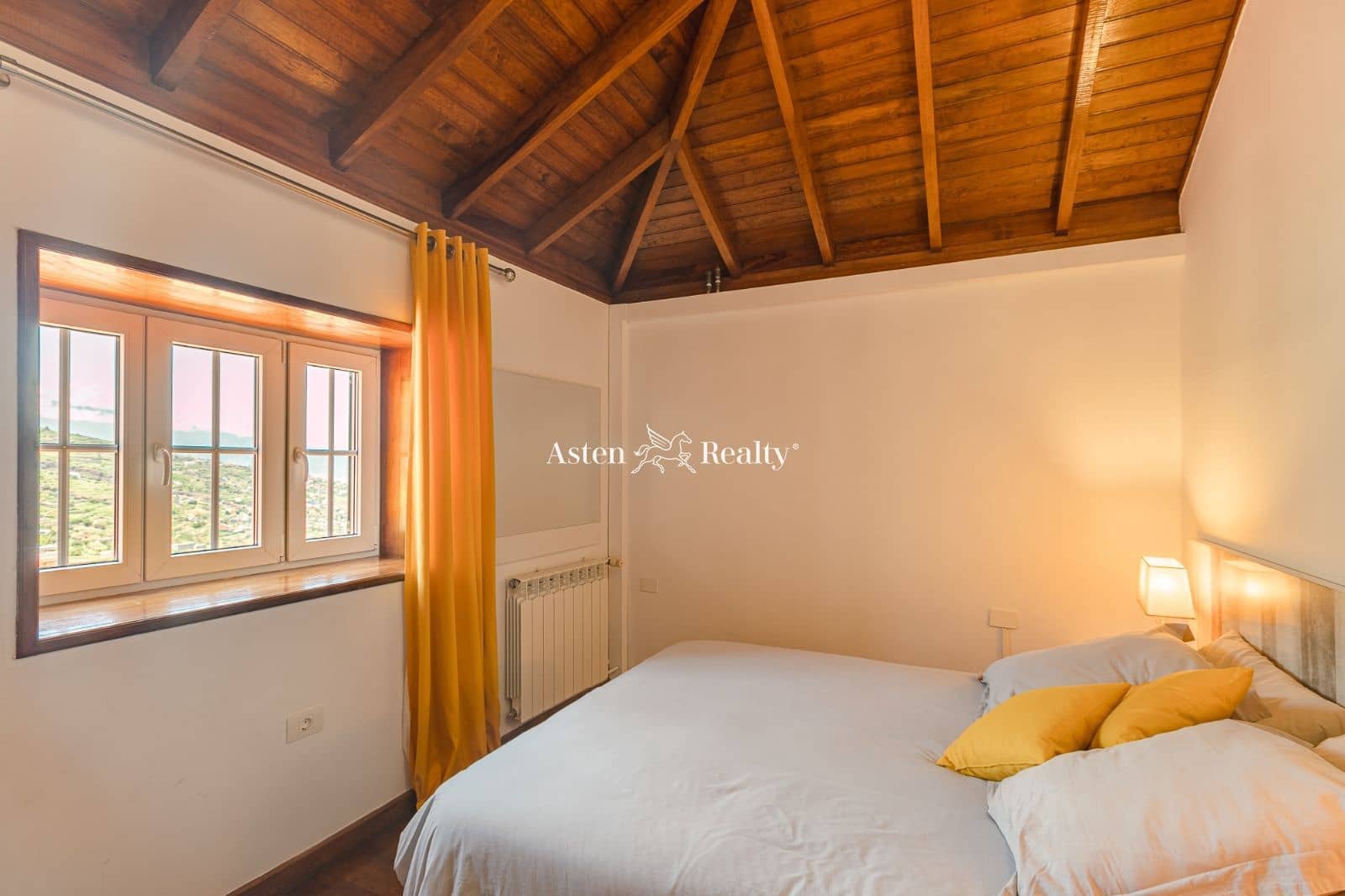 4 slaapkamer Huis te koop in La Victoria de Acentejo met zwembad garage - € 948.000 (Ref: 6891970)