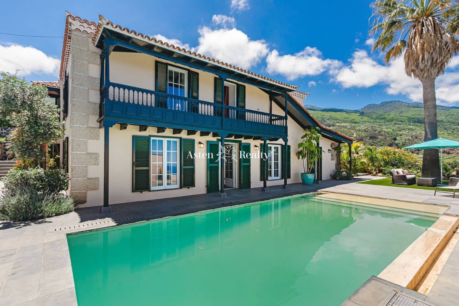 4 slaapkamer Huis te koop in La Victoria de Acentejo met zwembad garage - € 948.000 (Ref: 6891970)