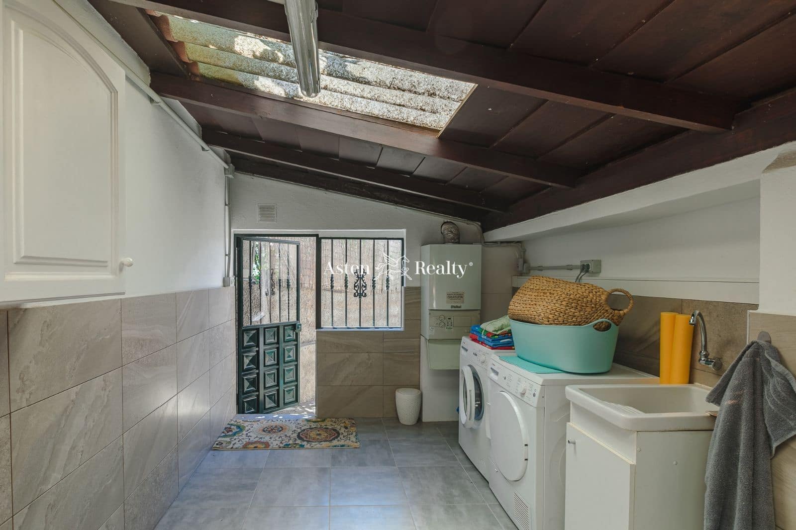 4 slaapkamer Huis te koop in La Victoria de Acentejo met zwembad garage - € 948.000 (Ref: 6891970)