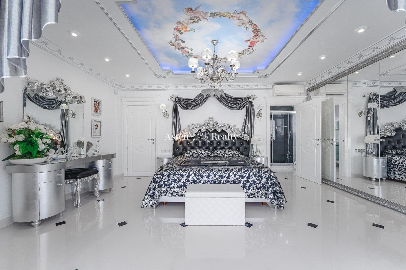 6 soveværelse Byhus til salg i La Caleta Adeje med swimmingpool garage - € 4.250.000 (Ref: 6908889)