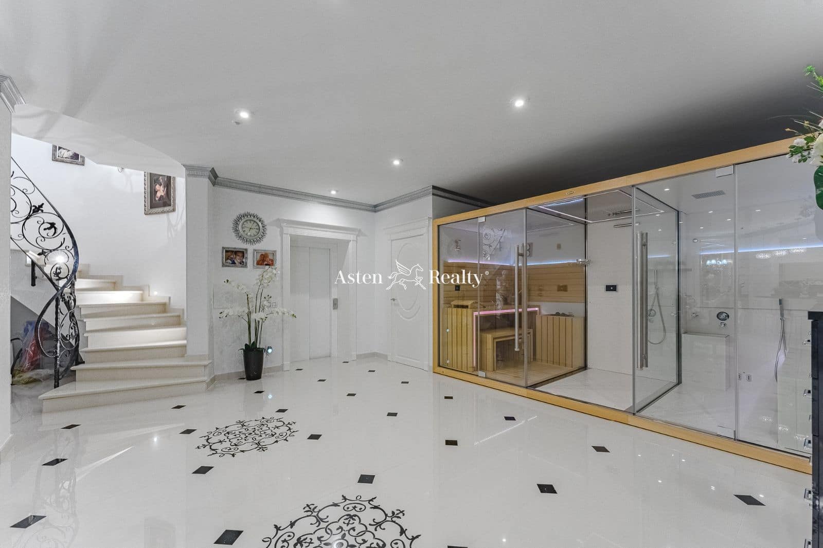 6 soveværelse Byhus til salg i La Caleta Adeje med swimmingpool garage - € 4.250.000 (Ref: 6908889)