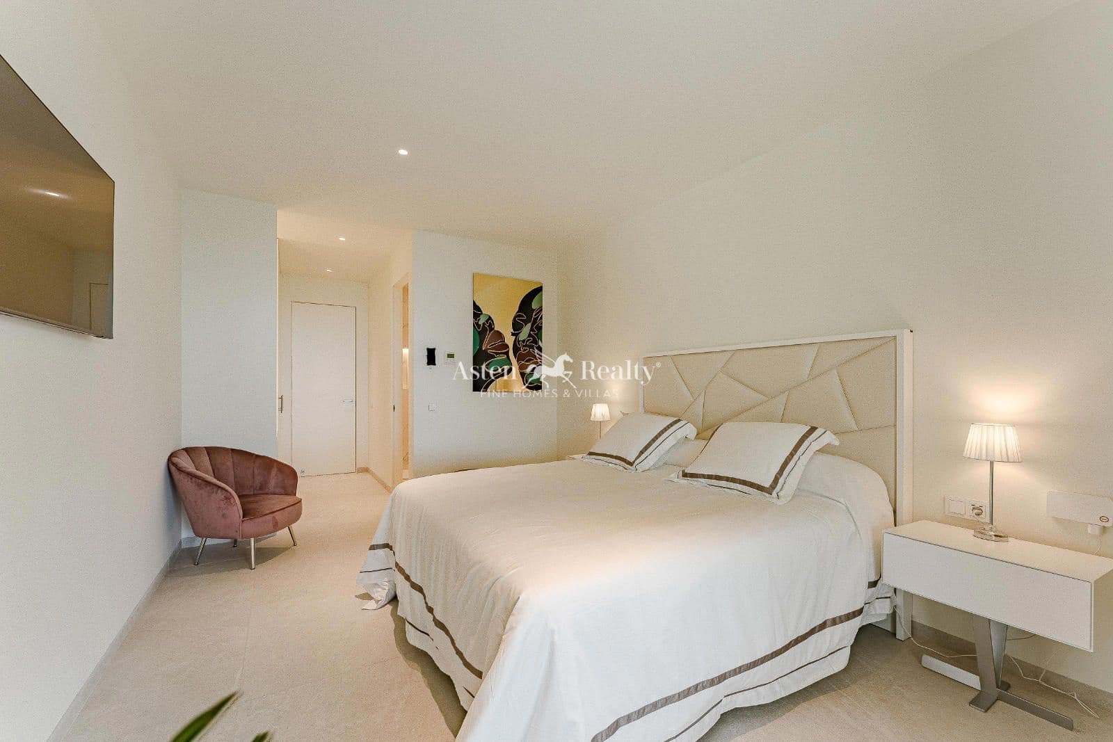 3 soverom Hus til salgs i Costa Adeje med svømmebasseng garasje - € 3 800 000 (Ref: 6913799)