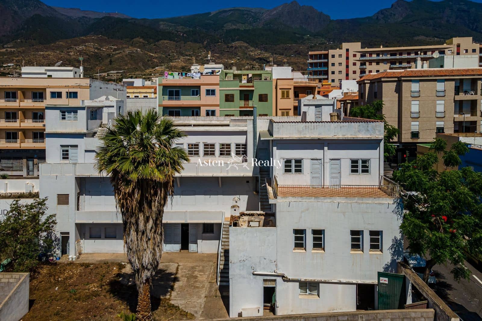 Huvila myytävänä paikassa Guimar - 1 650 000 € (Ref: 6955146)