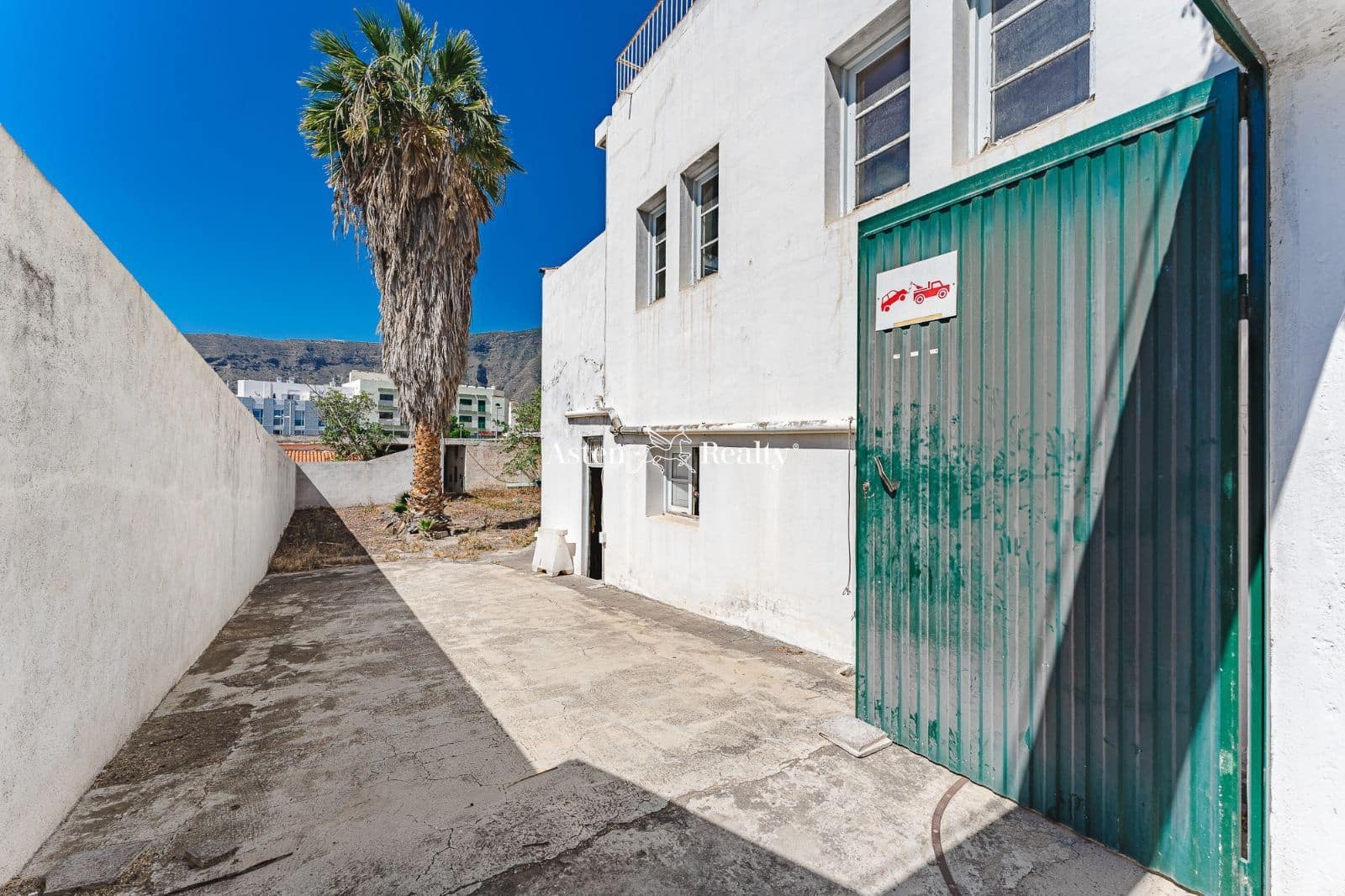 Huvila myytävänä paikassa Guimar - 1 650 000 € (Ref: 6955146)