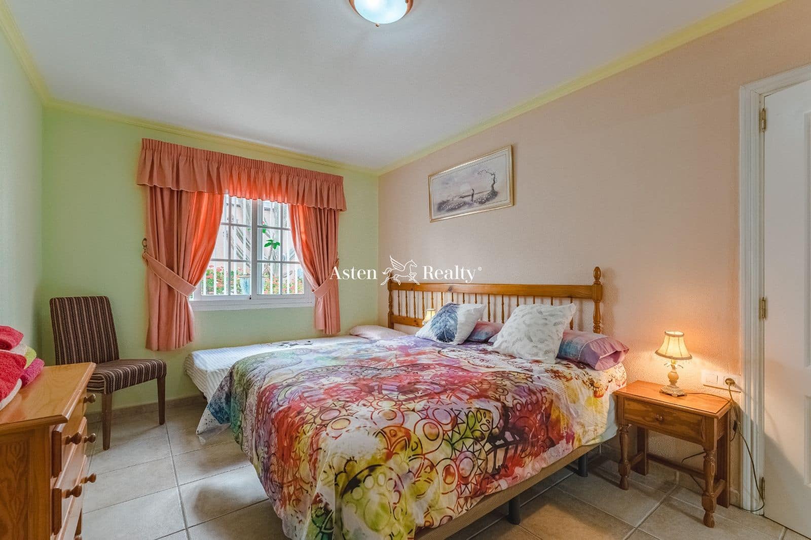 15 soveværelse Hotel til salg i El Medano - € 1.750.000 (Ref: 6965817)