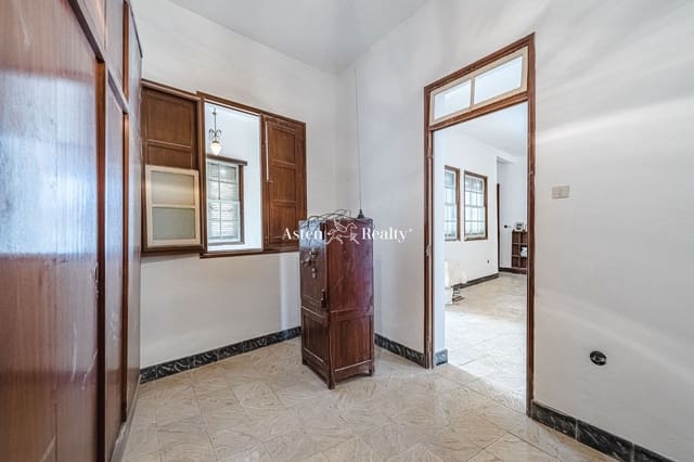 7 soverom Villa til salgs i Güímar med garasje - € 850 000 (Ref: 7036103)