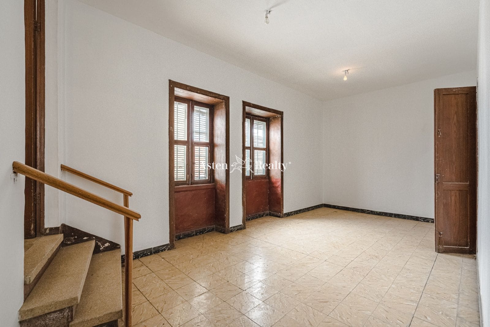 7 bedroom Villa for sale in Guimar with garage - € 850,000 (Ref: 7036103)