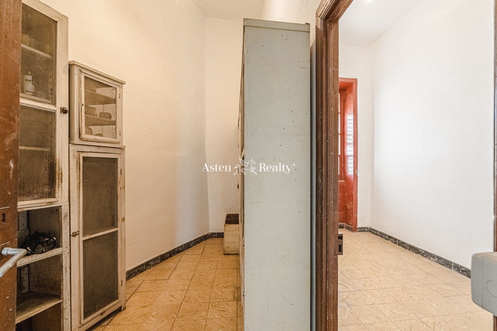 7 bedroom Villa for sale in Guimar with garage - € 850,000 (Ref: 7036103)