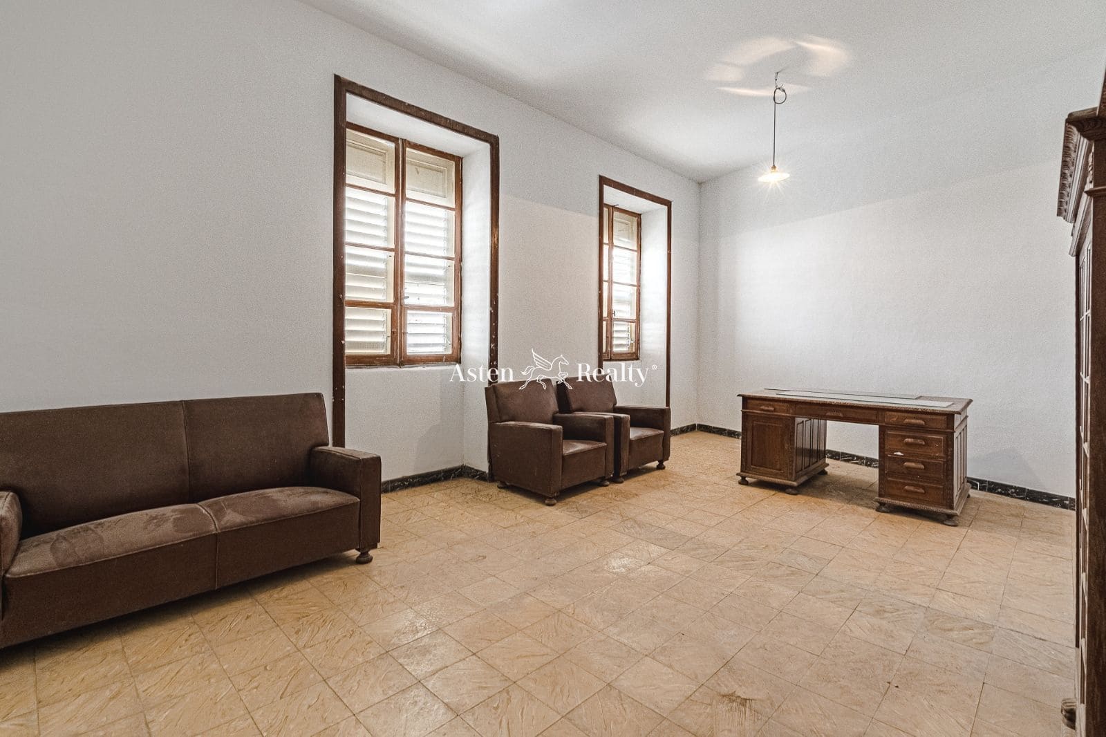 7 bedroom Villa for sale in Guimar with garage - € 850,000 (Ref: 7036103)