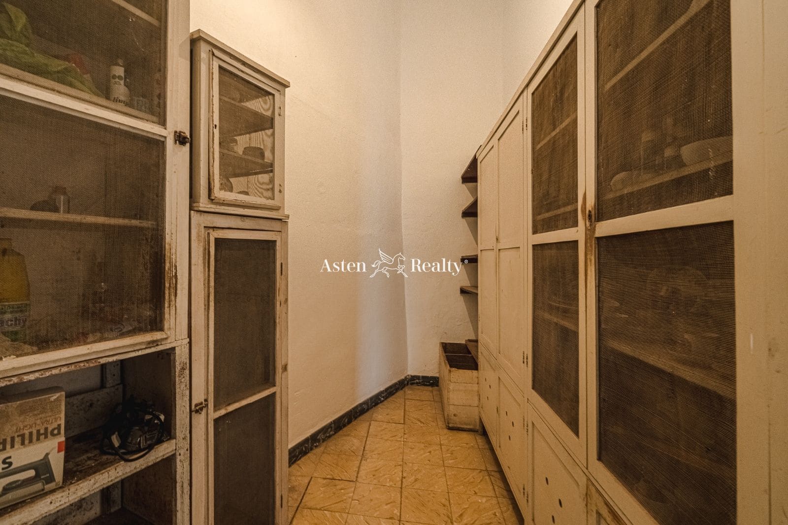 7 bedroom Villa for sale in Guimar with garage - € 850,000 (Ref: 7036103)