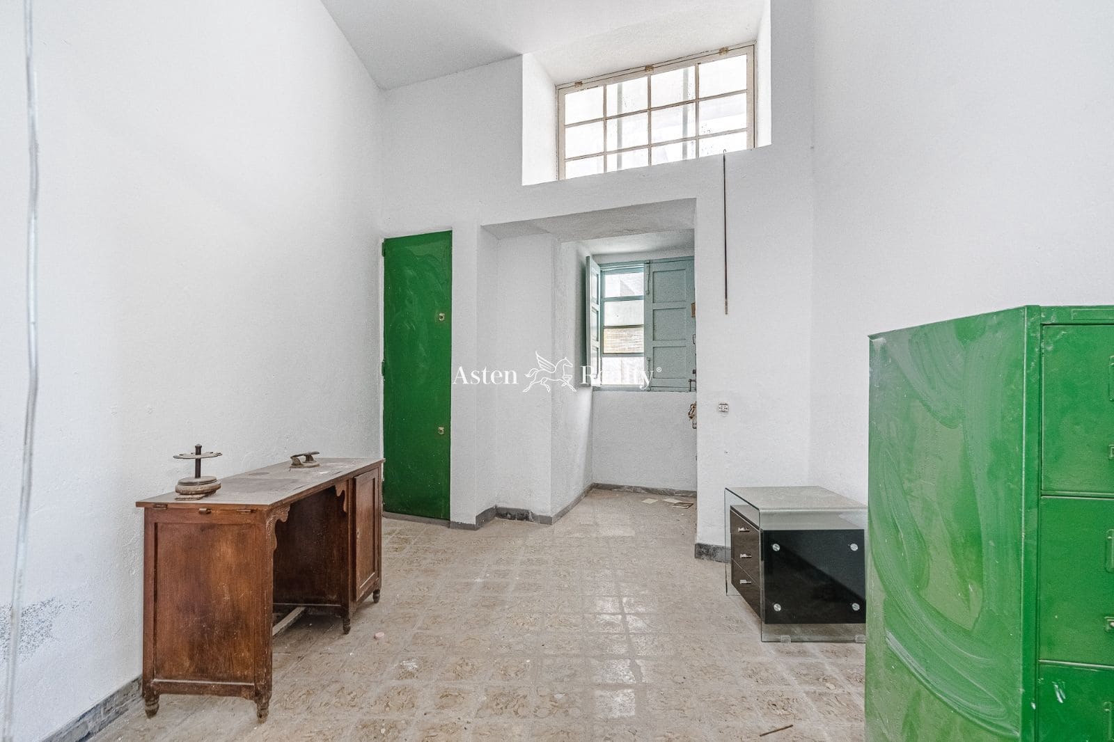 7 bedroom Villa for sale in Guimar with garage - € 850,000 (Ref: 7036103)