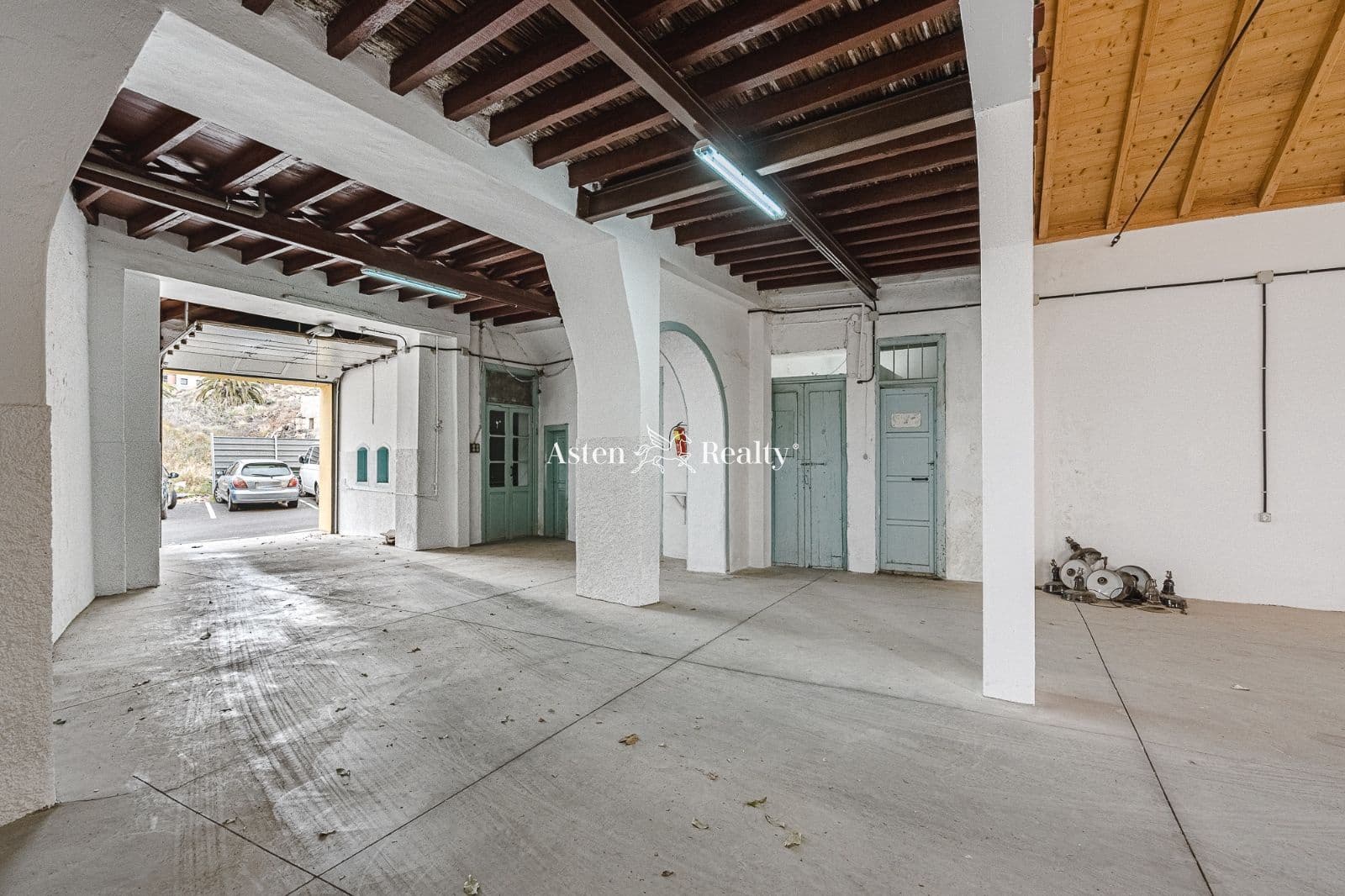 7 bedroom Villa for sale in Guimar with garage - € 850,000 (Ref: 7036103)