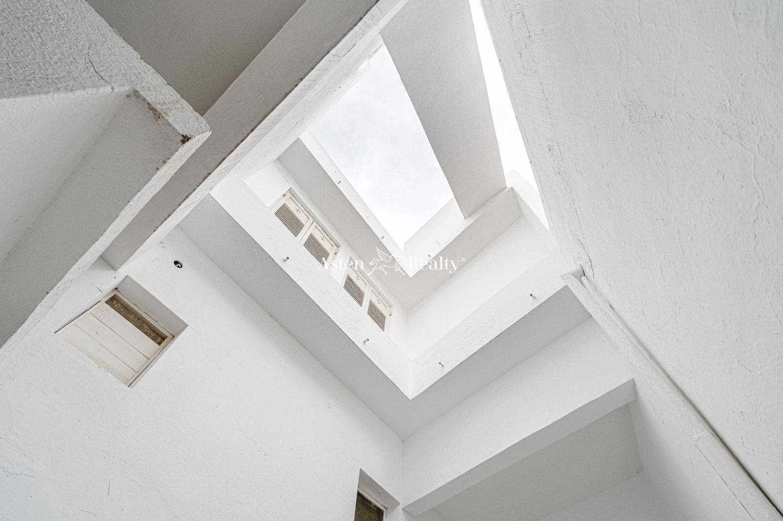 7 bedroom Villa for sale in Guimar with garage - € 850,000 (Ref: 7036103)