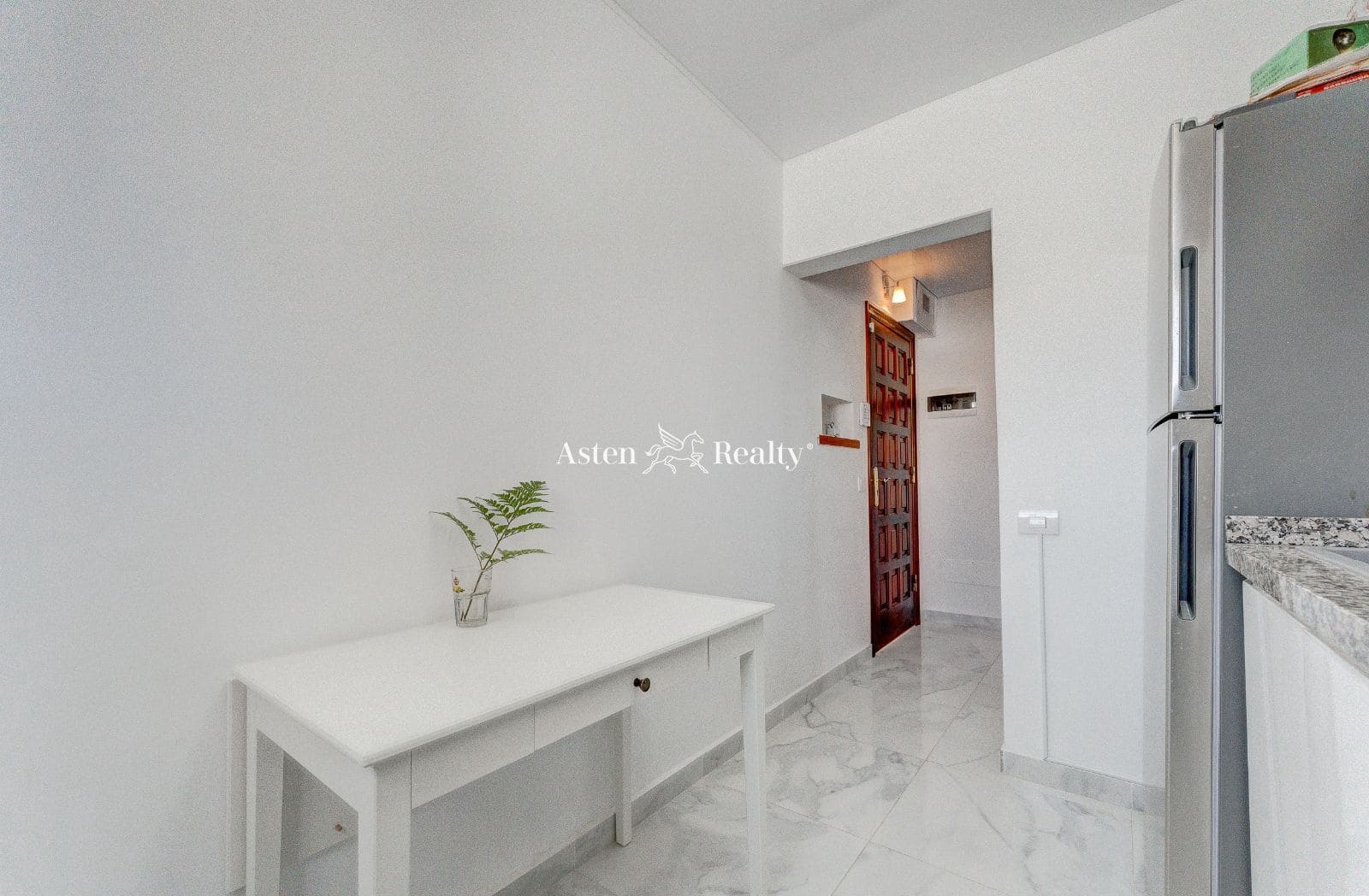 4 sypialnia Willa na sprzedaż w Puerto Santiago z garażem - 950 000 € (Ref: 7081802)