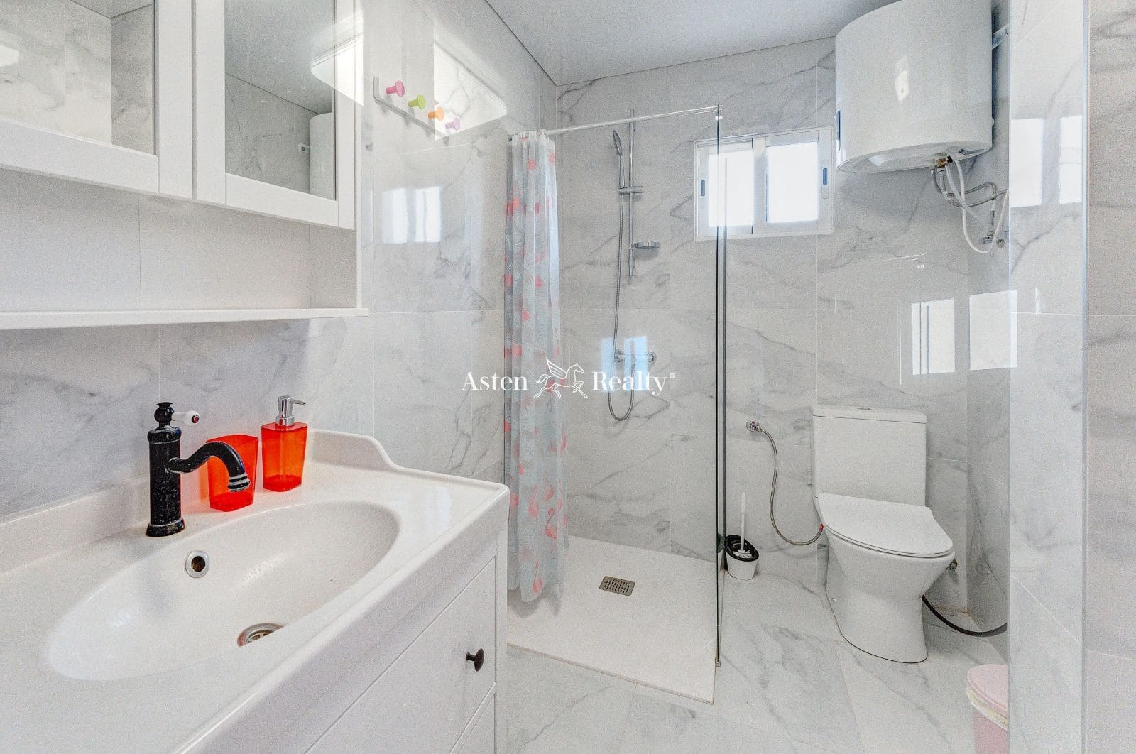 4 sypialnia Willa na sprzedaż w Puerto Santiago z garażem - 950 000 € (Ref: 7081802)