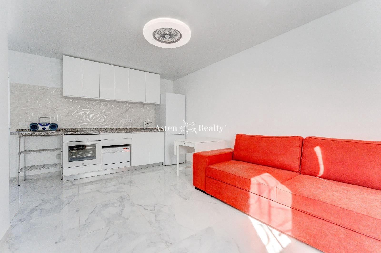 4 sypialnia Willa na sprzedaż w Puerto Santiago z garażem - 950 000 € (Ref: 7081802)