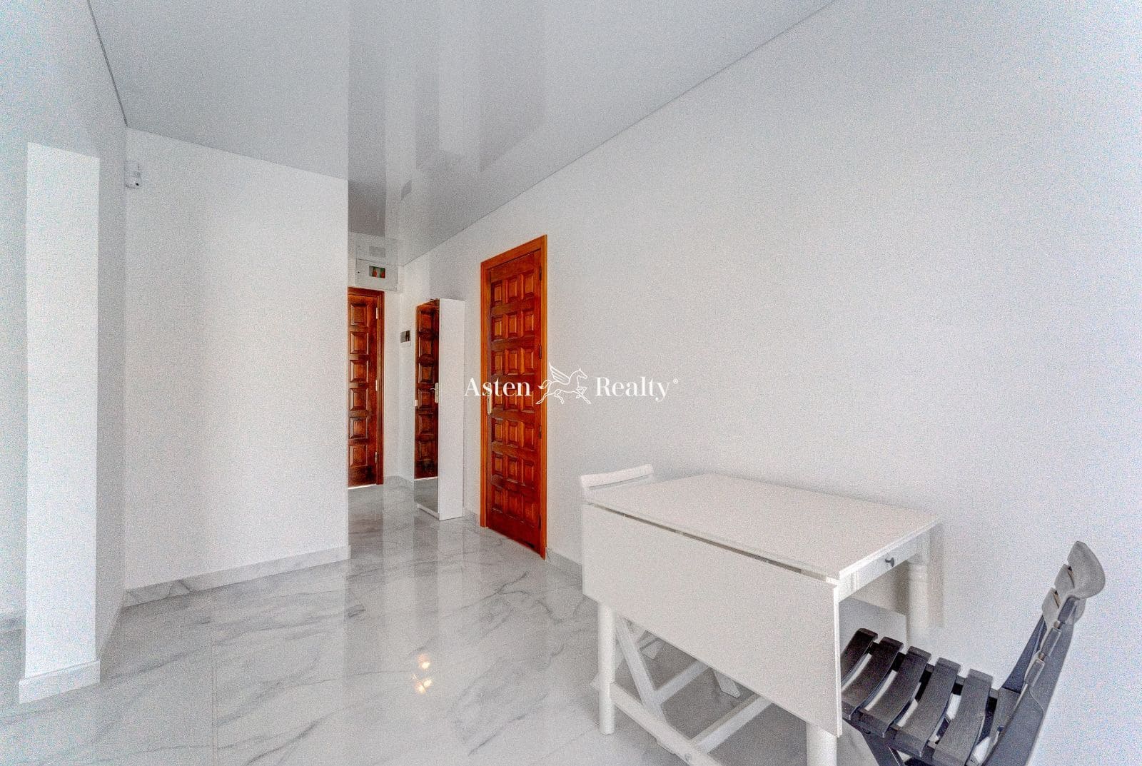 4 sypialnia Willa na sprzedaż w Puerto Santiago z garażem - 950 000 € (Ref: 7081802)