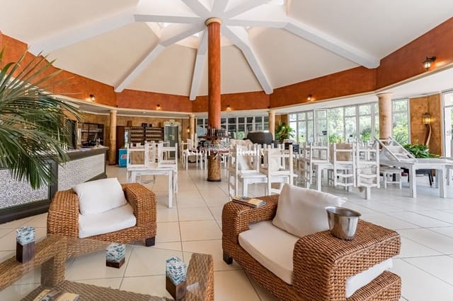 Virksomhed til salg i Golf del Sur, San Miguel de Abona - € 1.000.000 (Ref: 7109835)