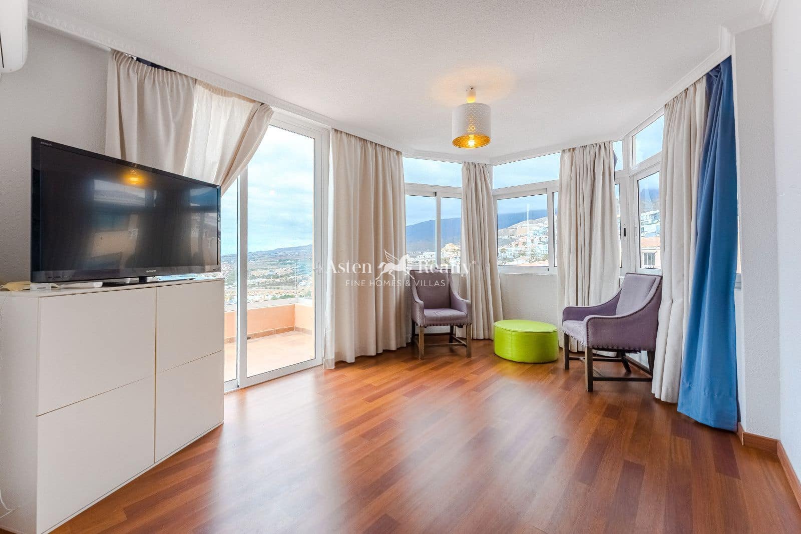 5 soveværelse Byhus til salg i Costa Adeje med garage - € 600.000 (Ref: 7128471)