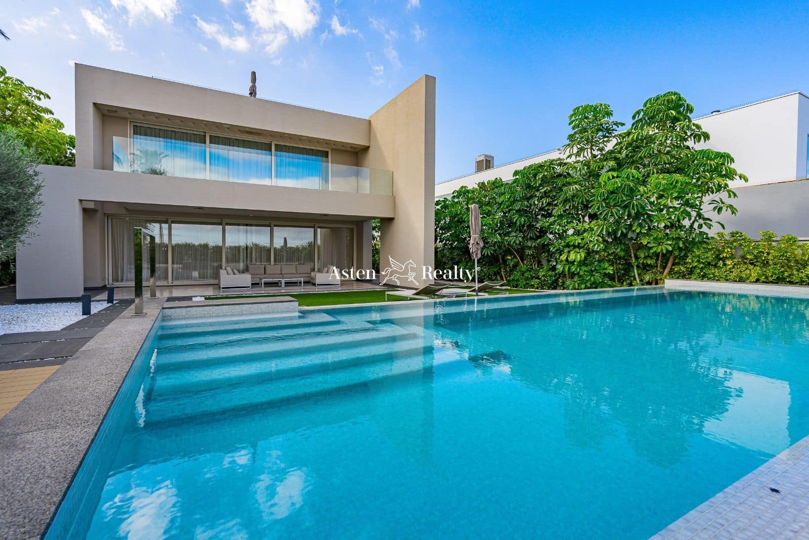 5 sypialnia Dom na sprzedaż w La Caleta Adeje z basenem garażem - 3 900 000 € (Ref: 7149945)