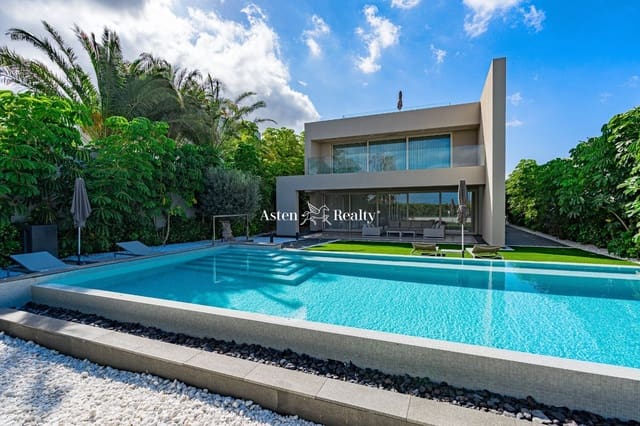 5 bedroom Townhouse for sale in La Caleta Adeje, Adeje with pool garage - € 3,900,000 (Ref: 7149945)