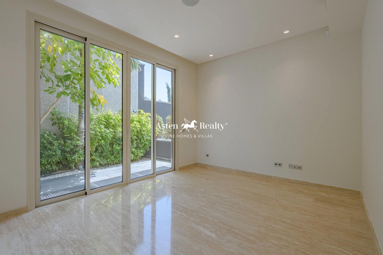 5 sypialnia Dom na sprzedaż w La Caleta Adeje z basenem garażem - 3 900 000 € (Ref: 7149945)