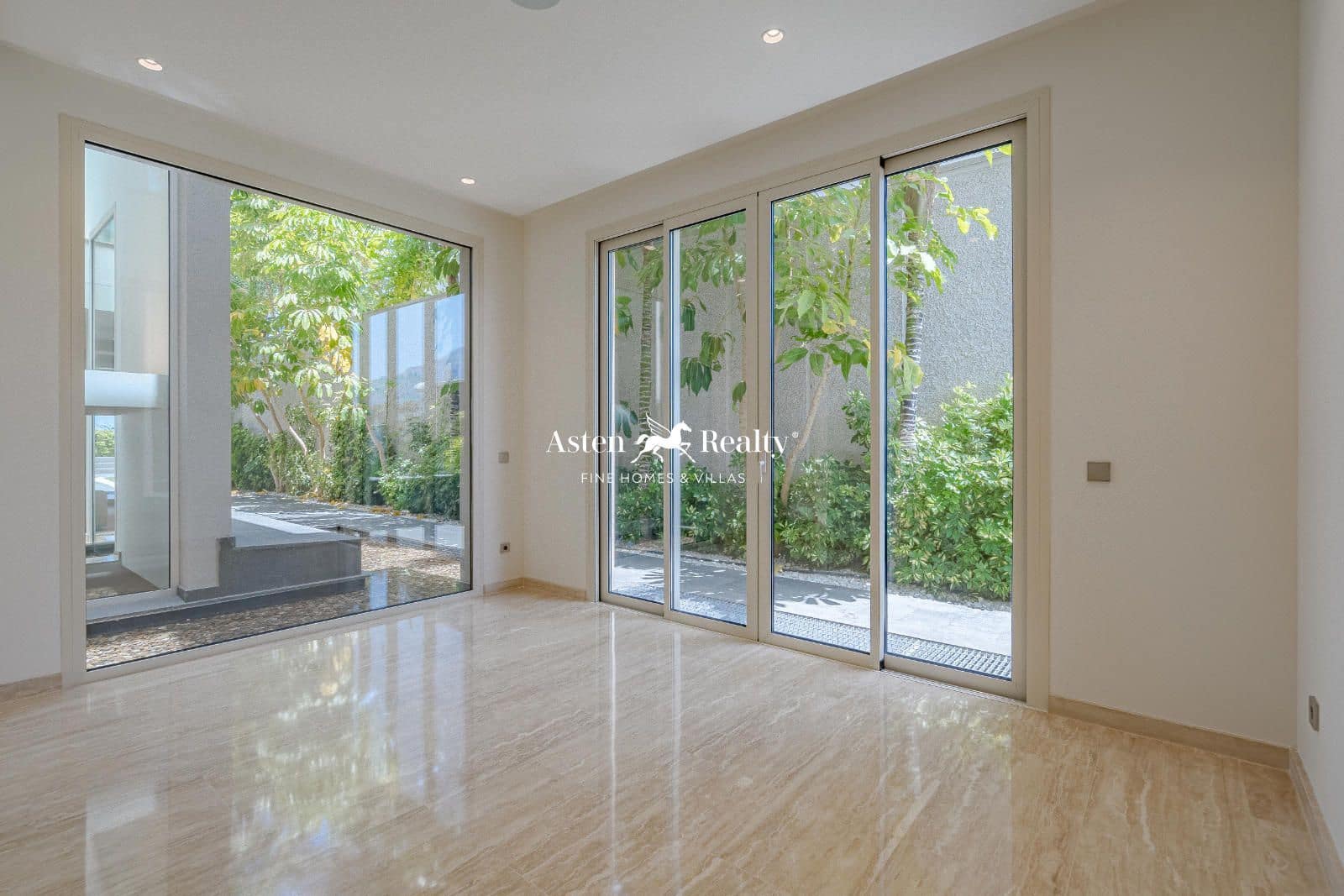 5 sypialnia Dom na sprzedaż w La Caleta Adeje z basenem garażem - 3 900 000 € (Ref: 7149945)