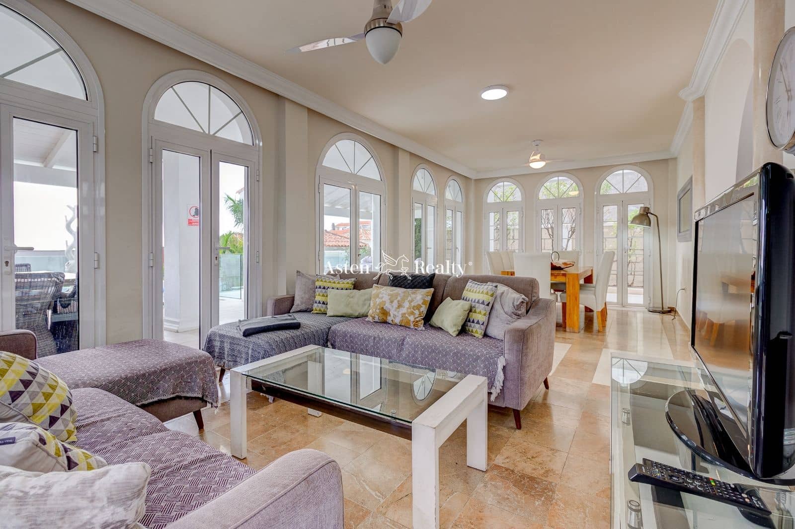 4 soveværelse Byhus til salg i Torviscas med swimmingpool garage - € 2.100.000 (Ref: 7162410)