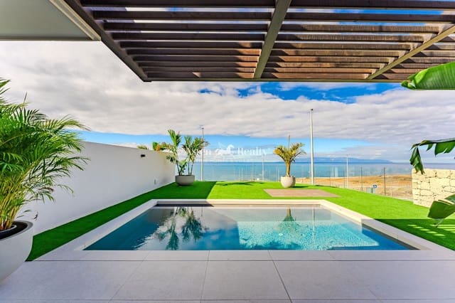 Bungalow de 3 habitaciones en Callao Salvaje, Adeje en venta con piscina garaje - 1.525.000 € (Ref: 7178399)