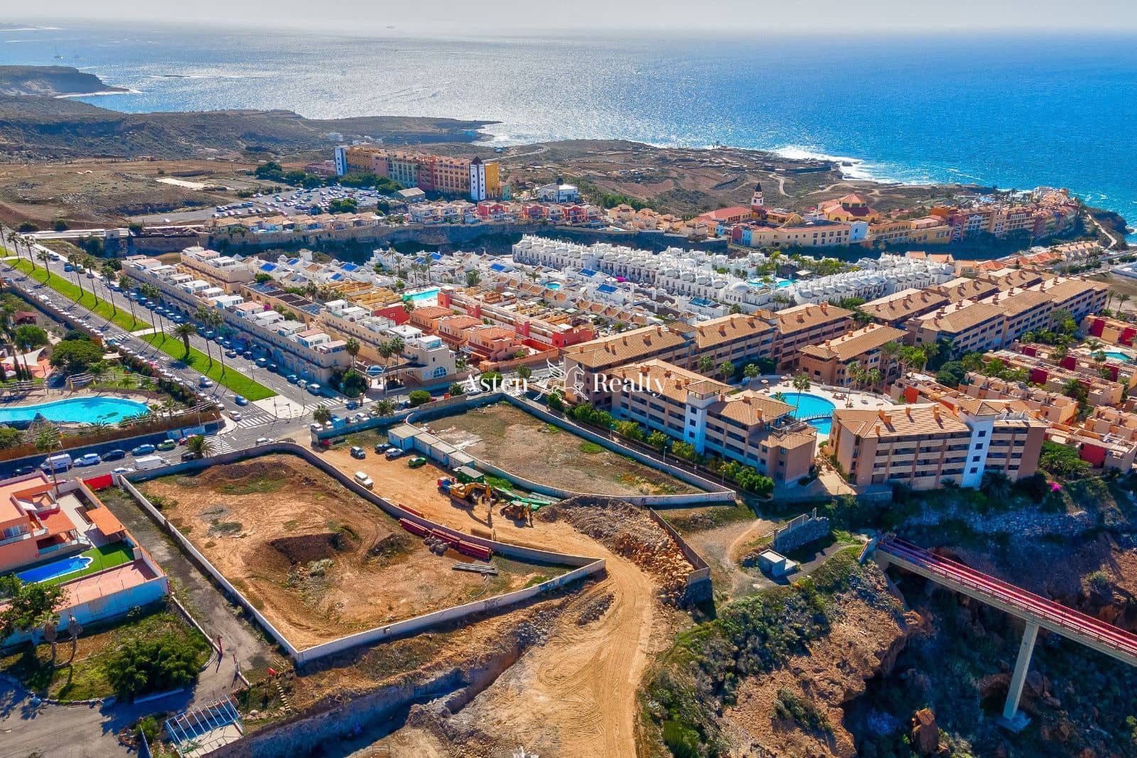 Business for sale in Playa Paraiso - € 8,900,000 (Ref: 7244804)