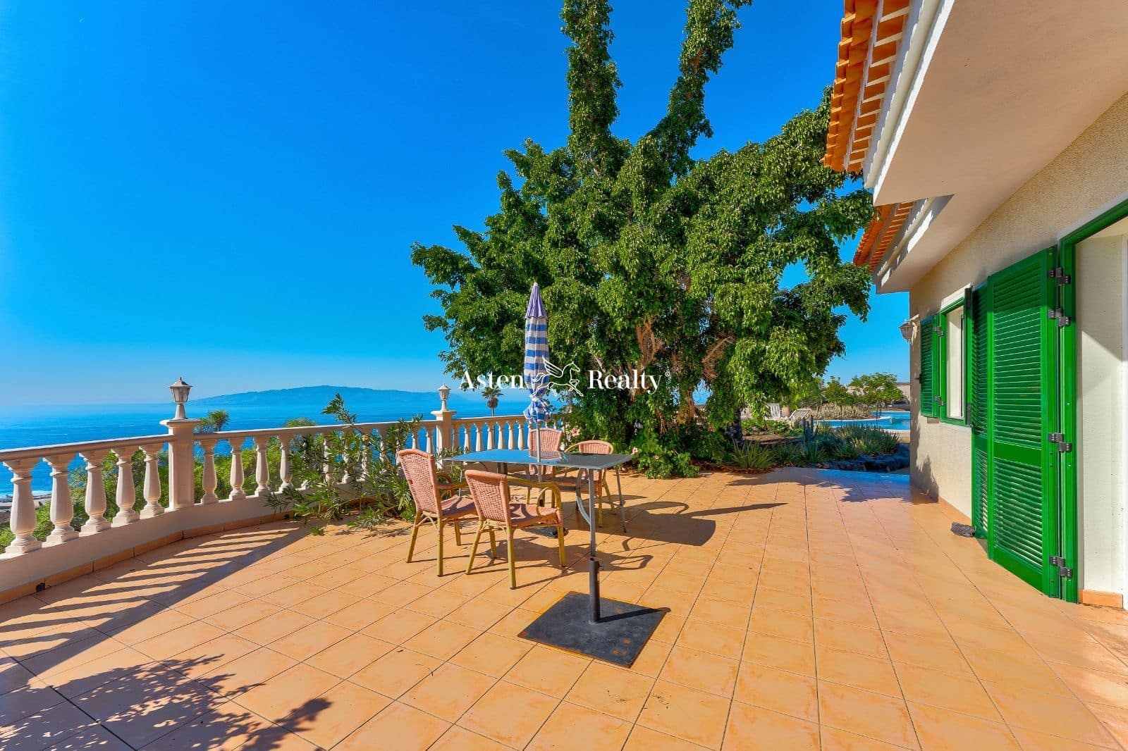 3 soveværelse Villa til salg i Guia de Isora med swimmingpool garage - € 1.200.000 (Ref: 7298480)