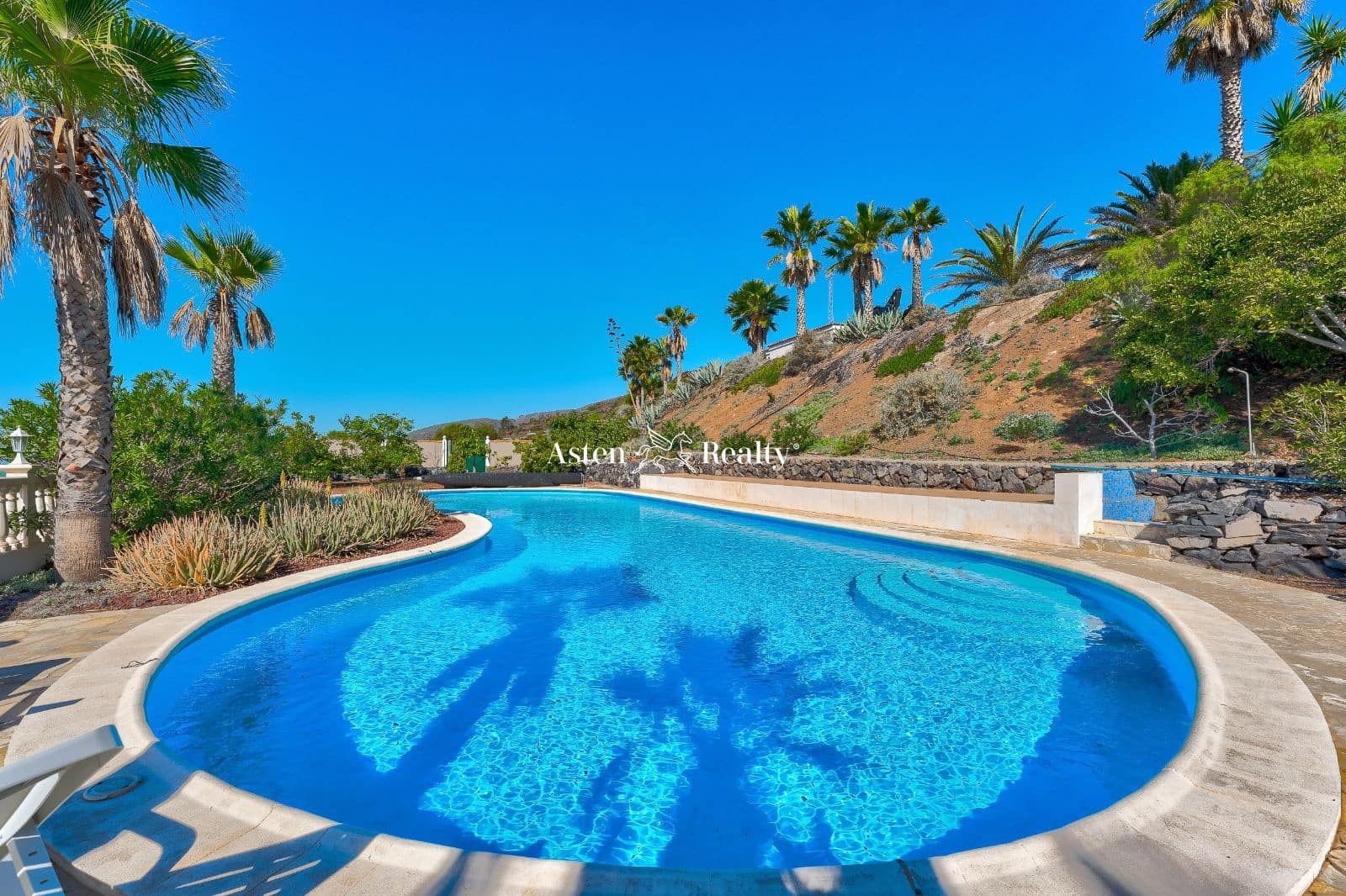 3 soveværelse Villa til salg i Guia de Isora med swimmingpool garage - € 1.200.000 (Ref: 7298480)