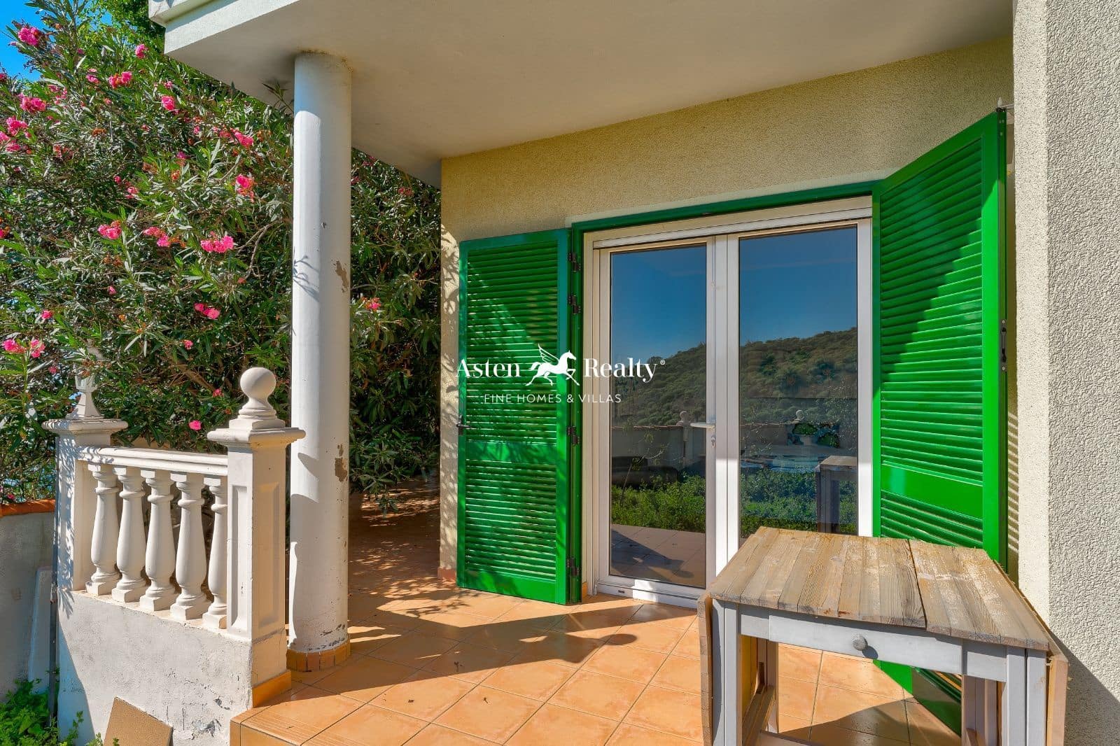 3 soveværelse Villa til salg i Guia de Isora med swimmingpool garage - € 1.200.000 (Ref: 7298480)